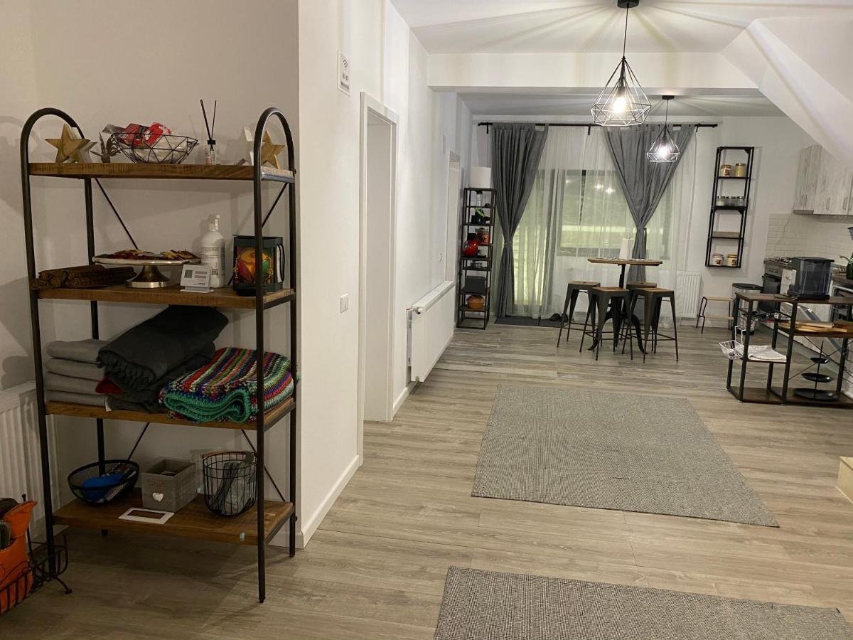 Casa Skadi, Zamora,Buşteni Esterno foto