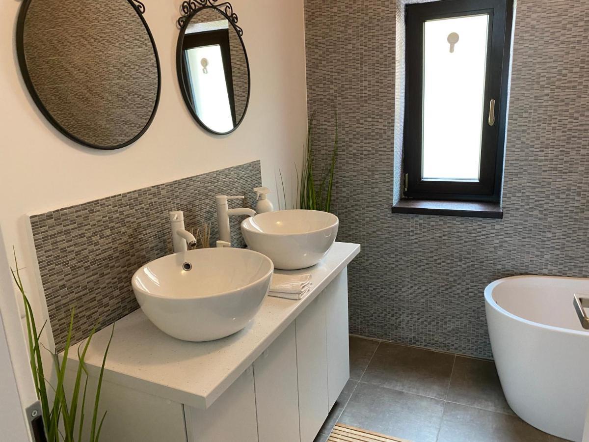 Casa Skadi, Zamora,Buşteni Esterno foto